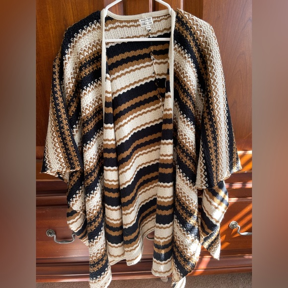 RVCA Turkic Poncho Sweater in Black Stripe size xs/s - Picture 3 of 8